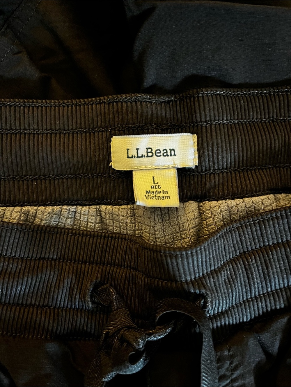 L.L. Bean Black Fleece Lined Cargo Pants